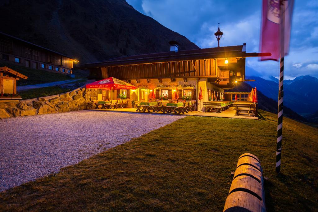 Hotel Almhof Neustift im Stubaital Kültér fotó